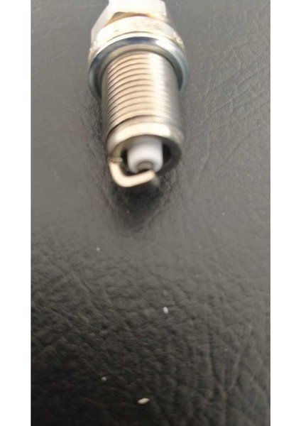 Clio Megan 1.4 16V 1.6 16V Buji 7700500155 modelleri