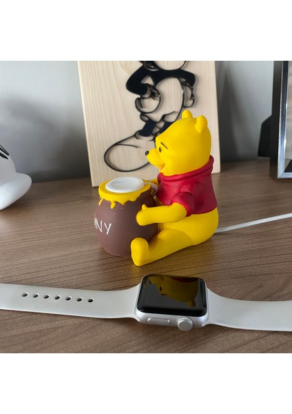 Apple Watch ve Samsung Watch Stand Winnie The Pooh El Boyaması Figür Sevimli Ayı Akıllı Saat Stand fiyatları