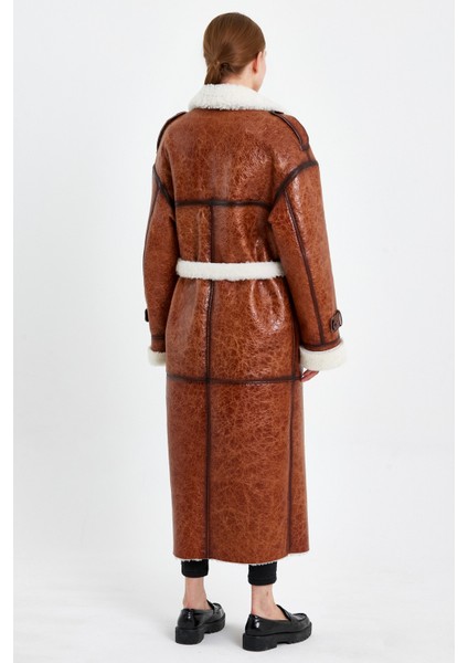 Körli Tüy Kuzu Kürkü Kadın Manto (Regular Fıt)Mdl6 fiyatları