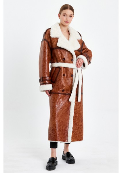 Körli Tüy Kuzu Kürkü Kadın Manto (Regular Fıt)Mdl6 indirimleri