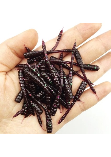 Bir Stil Lot Yeni Sıcak Satış Kırmızı Solucan Yumuşak Balıkçılık Cazibesi Tuz Kokusu ile 4cm 0.4g Balık Kokusu Yapay Silikon Yem Olta Takımı (Yurt Dışından) indirimleri