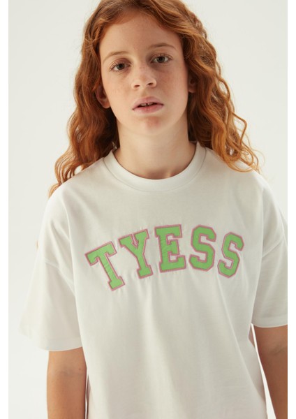 Kız Çocuk Beyaz T-Shirt modelleri