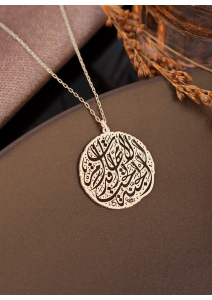Cennet Annelerin Ayakları Altında Yazılı Gümüş Kolye Kadın Gümüş Dualı Kolye
