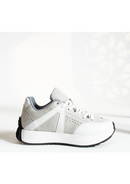 Anna Beyaz Kadın Sneakers fırsatları