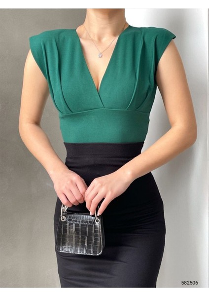 Kadın Yeşil V Yaka Vatkalı Crep Kumaş Crop fiyatları