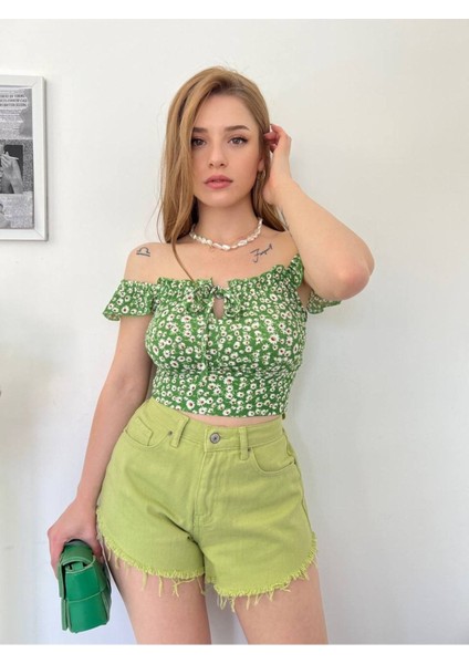 Kadın Yeşil Çiçek Desenli Mini Crop modelleri