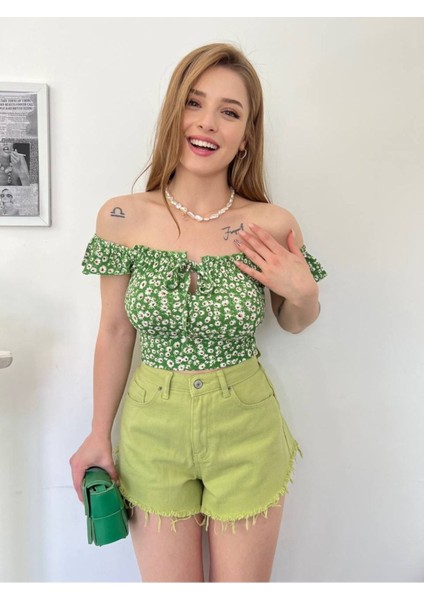 Kadın Yeşil Çiçek Desenli Mini Crop fırsatları