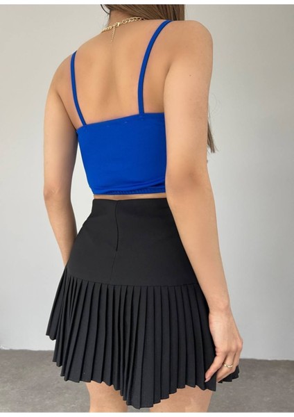 Kadın Mavi Scuba Crep Kumaş Mini Crop fırsatları