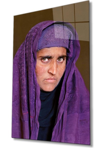 Afgan Kız Yaşlı Hali Cam Tablo Ev ve Ofis Duvar Dekoru Hediyelik Büyük Tablo Dayanıklı Cam