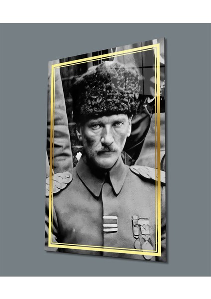Gold Şerit Siyah Beyaz Üniformalı Atatürk Cam Tablo, Uv Baskılı ve Temperli, Hediyelik