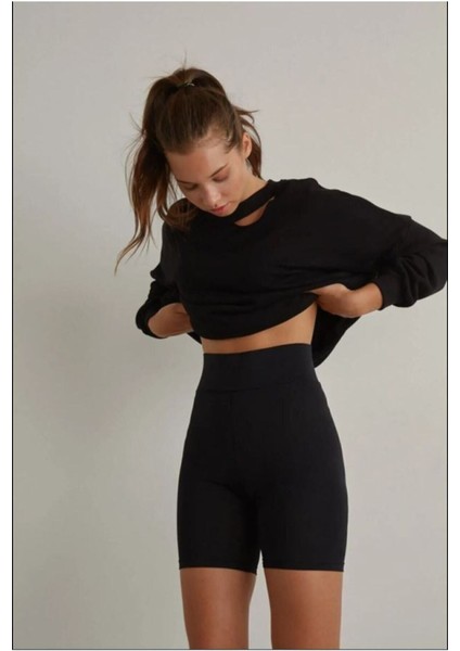 Toparlayıcı Kadın Şort Siyah Günlük Mini Deniz Şortu