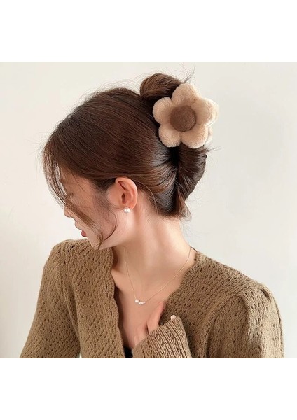 Saç Aksesuarları Yeni Sevimli Peluş Sıkma Çiçek Saç Tokası Geri Kaşık Tava Saç Sıkma Yüksek Dereceli Kadın Aksesuarları (Yurt Dışından) fırsatları
