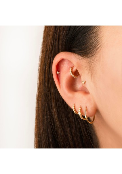 14 Ayar Altın Taşlı Üçgen Minimal Tragus Piercing