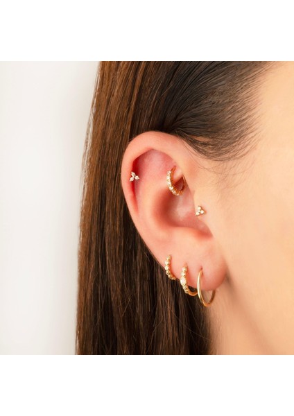 14 Ayar Altın Taşlı Üçgen Motifli Minimal Tragus Piercing