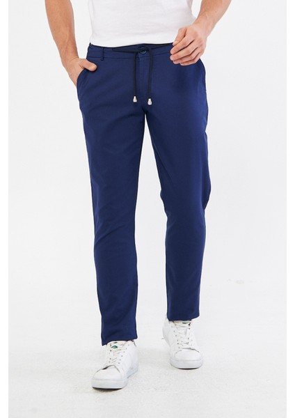 Ara Mevsimlik Slim Fit Pamuklu Beli Yarım Lastikli Açık Lacivert Erkek Pantolon -Rahatlıkta Şıklık
