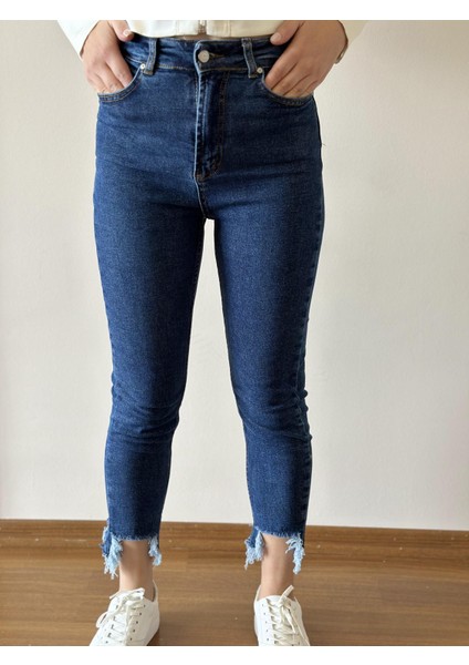 Foni Fashion Paça Detaylı Yırtık Slım Mom Jean