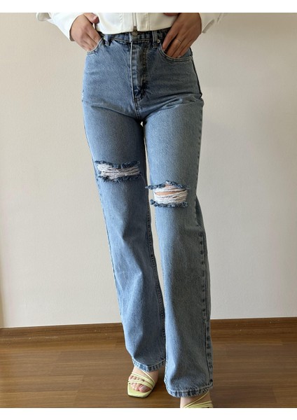 Foni Fashion Detaylı Yırtık Uzun Paça  Jean