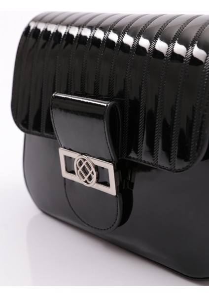 3009-2168 Kadin Zincirli Omuz Askili Çanta fırsatları