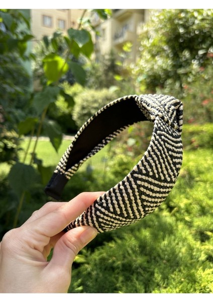 Hasır Düğüm Model Siyah Beyaz Renkli Kadın Saç Tacı fırsatları