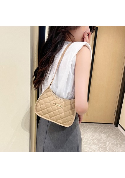 Kadınlar Için 2022 Nakış Koltukaltı Çanta Yeni Moda Yüz Trend Pvc Omuz Çantası (Yurt Dışından)