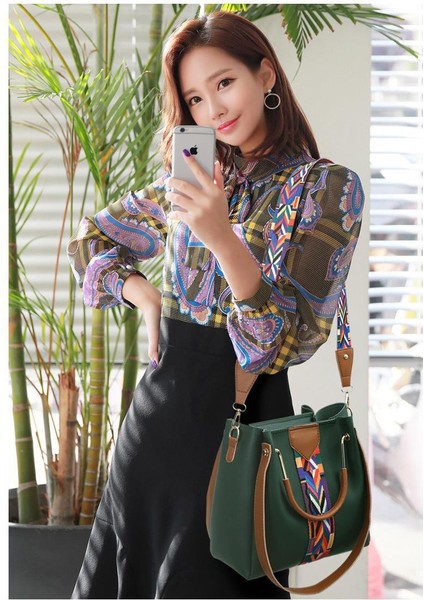 Kadınlar Için Dört Set Büyük Kapasiteli Trend Omuz Çantası (Yurt Dışından) modelleri