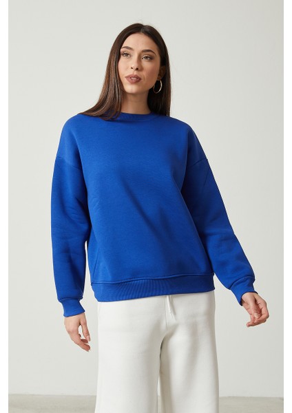 Kadın Bisiklet Yaka Uzun Kollu Basic 3 Iplik Şardonlu Sweatshirt fırsatları