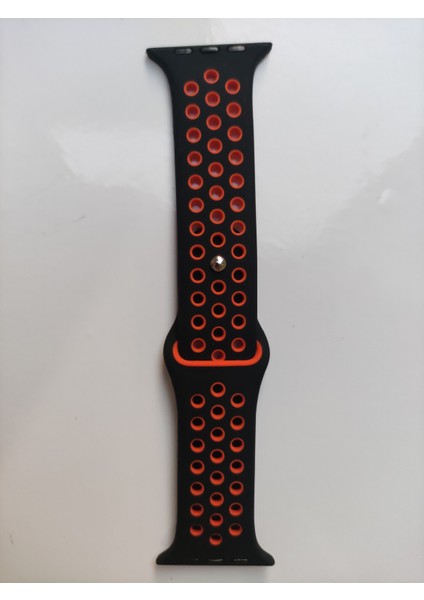Apple Watch 42 mm / 44MM / 45MM / 49 mm (Seriler /se/ultra ile Uyumlu) Delikli Spor Silikon Kordon Siyah Turuncu fiyatları