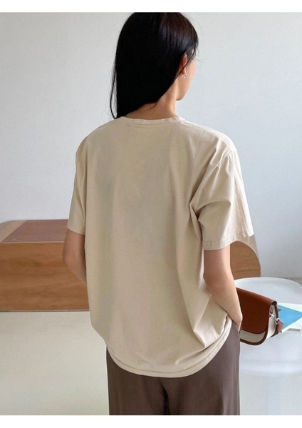 Blacksokak Kadın Bej Kadın Figür Baskılı Oversize Bisiklet Yaka Tshirt fiyatları