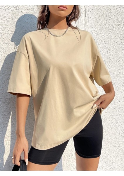 Blacksokak Kadın Bej Brılıant Baskılı Oversize Bisiklet Yaka Tişört fiyatları