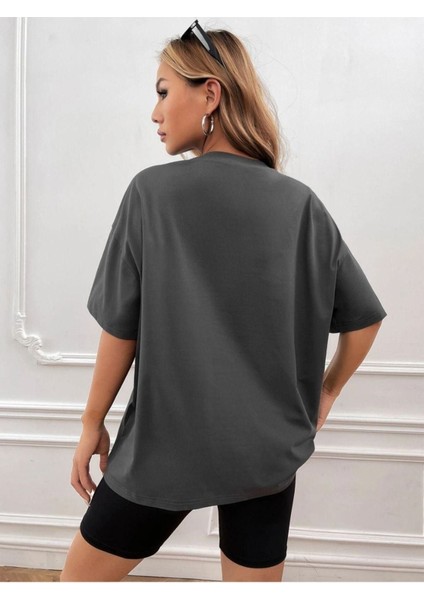 Blacksokak Kadın Antrasit Tasmanıa Baskılı Oversize Bisiklet Yaka Tshirt fiyatları