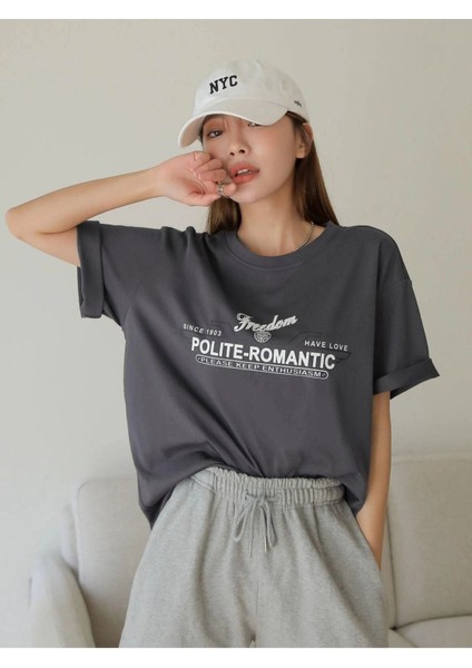 Blacksokak Kadın Antrasit Polite Romantic Baskılı Oversize Bisiklet Yaka Tshirt fırsatları