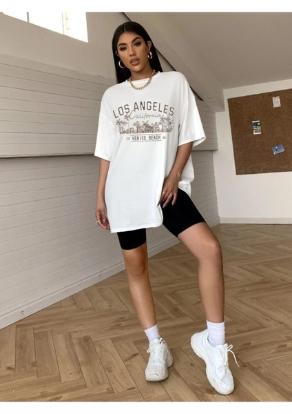 Blacksokak Kadın Beyaz Los Angeles Baskılı Oversize Bisiklet Yaka Tshirt