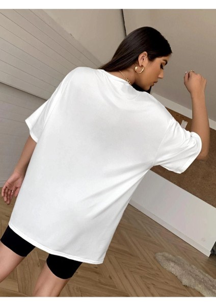 Blacksokak Kadın Beyaz Los Angeles Oversize Bisiklet Yaka Tshirt fiyatları