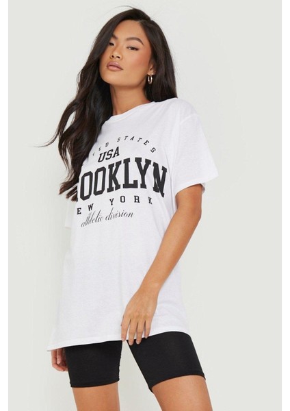 Blacksokak Kadın Beyaz Usa Brooklyn Göğüs Baskılı Oversize Bisiklet Yaka T-Shirt modelleri