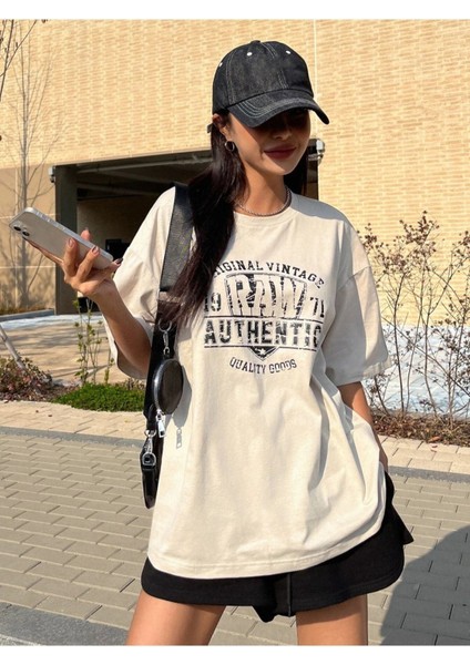 Kadın Ekru Original Vintage Raw Baskılı Oversize Bisiklet Yaka Tshirt