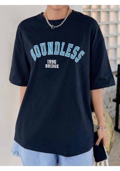 Kadın Lacivert Boundless Baskılı Bisiklet Yaka Tshirt fırsatları