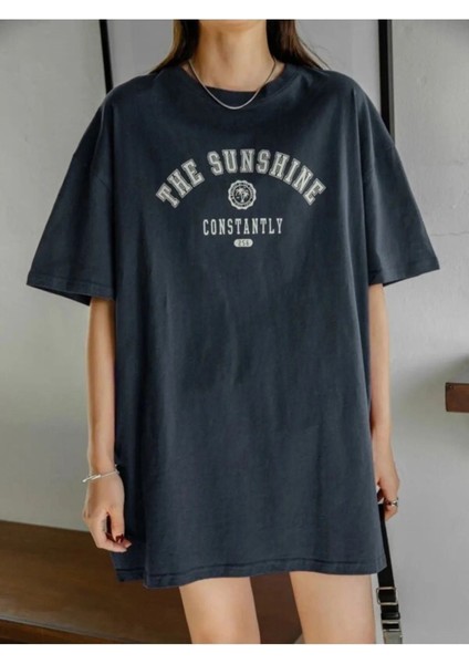 Kadın Lacivert Beyaz The Sunshine Baskılı Oversize Bisiklet Yaka Tshirt fırsatları