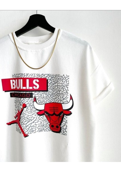 Erkek Beyaz Kırmızı Baskılı Bulls Oversize Bisiklet Yaka T-Shirt fiyatları