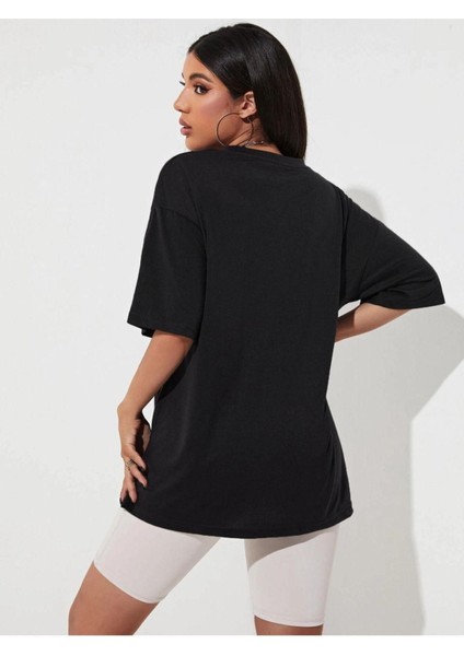 Blacksokak Kadın Siyah Tasmanıa Baskılı Oversize Bisiklet Yaka Tshirt fiyatları