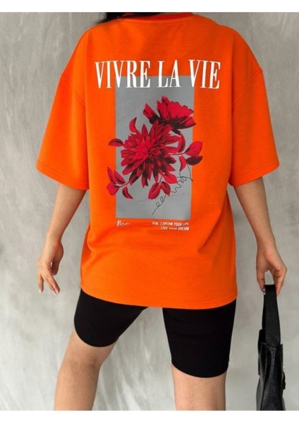 Kadın Turuncu Vivre La Vie Baskılı Oversize Bisiklet Yaka Penye Tişört