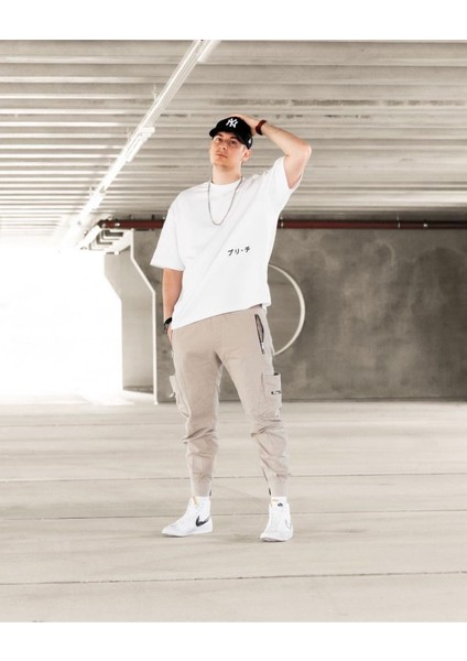 Beyaz Ön Çin Yazı Baskılı Oversize Tshirt