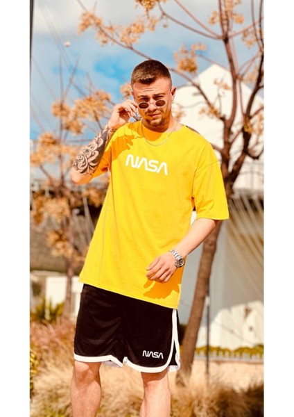 Erkek Sarı Nasa Baskılı Tshirt