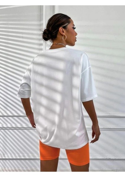 Kadın Turuncu Baskılı 1898 Brooklyn New York Beyaz Oversize Bisiklet Yaka T-Shirt fiyatları