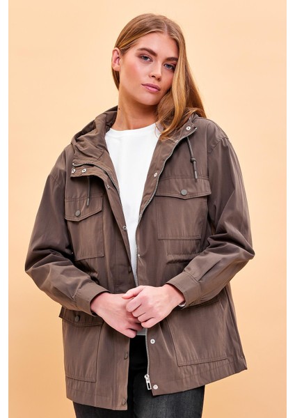 Kadın Sharon Haki Kapüşonlu Gabardin Parka