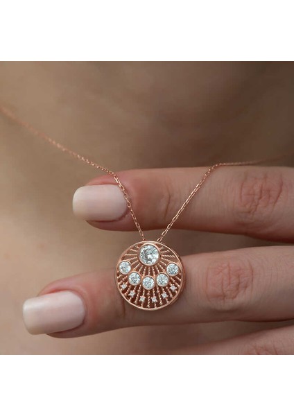 Gümüş Rose Etnik Desenli Rose Bayan Kolye