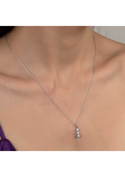 Swarovski Taşlı Gümüş Üçtaş Tektaş Bayan Kolye