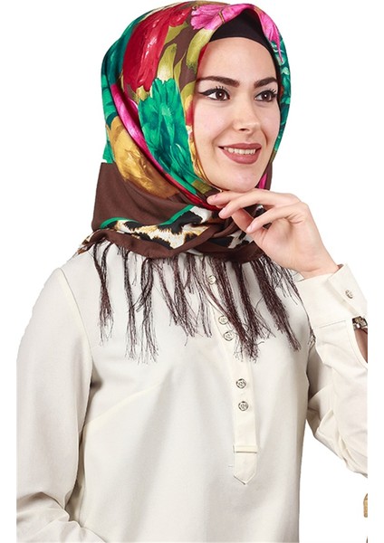 111-0017-04 Piramit Püsküllü Eşarp