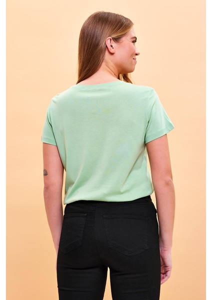 Kadın Boyfriend Çağla Bisiklet Yaka Regular Fit Modal T-Shirt (Lyocell) fırsatları