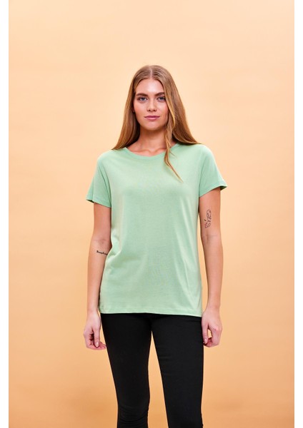 Kadın Boyfriend Çağla Bisiklet Yaka Regular Fit Modal T-Shirt (Lyocell)