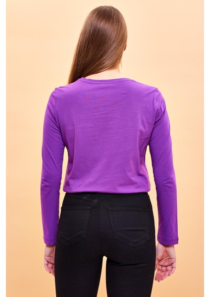 Kadın Gloria Menekşe Bisiklet Yaka Regular Fit Basic T-Shirt fırsatları